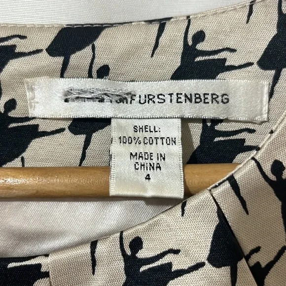 Diane Von Furstenburg 100% Cotton Dress with Pockets and Ballerina Design a181 - Picture 2 of 5